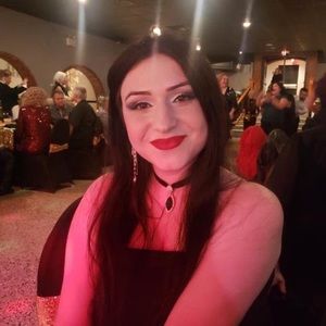 Meet your Posher, Sandrine